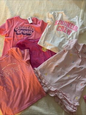 3T Lot of tee shirts and cotton dress old navy, cat & jack, little me